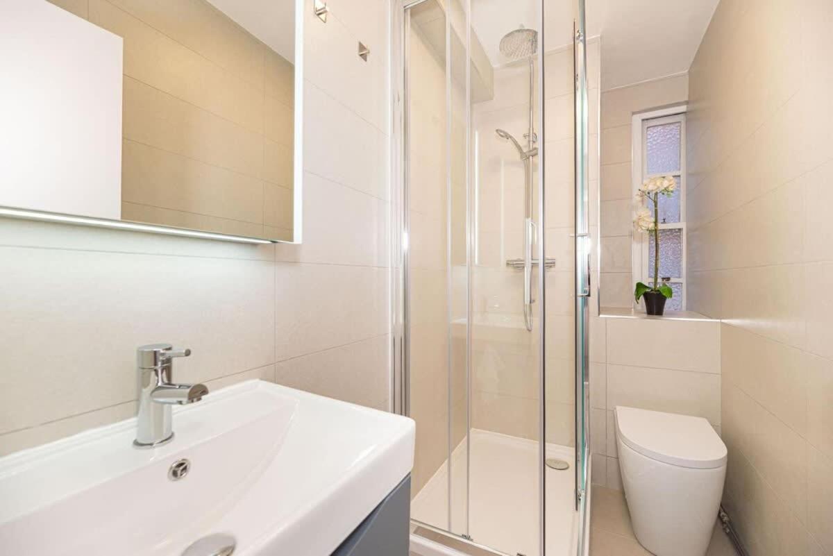 Sg, Boutique Mayfair Central London Apartment Екстер'єр фото